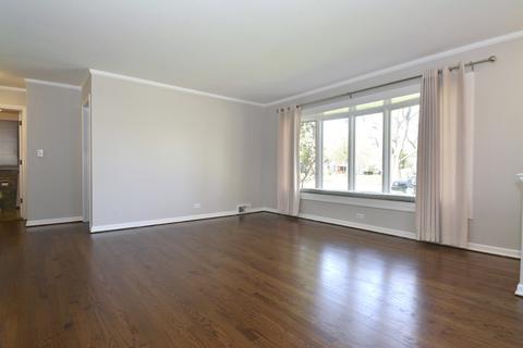 421 S Pine St, Mount Prospect, IL 60056 photo 8