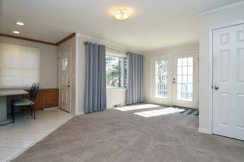 421 S Pine St, Mount Prospect, IL 60056 photo 21