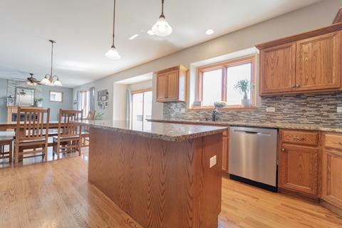 2022 Spring Park Loop, Bourbonnais, IL 60914 photo 9