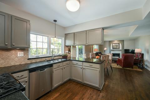 511 Bourbon Ln, Naperville, IL 60565 photo 7