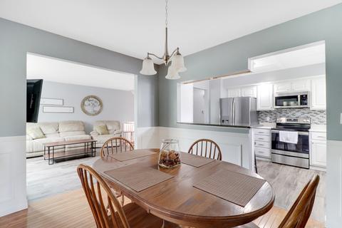 108 S Hershey Rd, Bloomington, IL 61704 photo 12