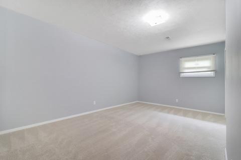 108 S Hershey Rd, Bloomington, IL 61704 photo 28