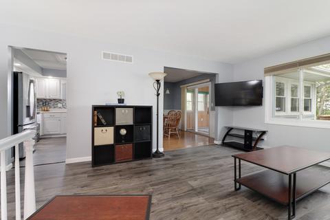 108 S Hershey Rd, Bloomington, IL 61704 photo 13