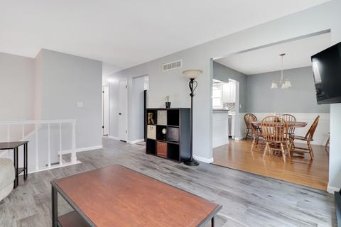 108 S Hershey Rd, Bloomington, IL 61704 photo 6