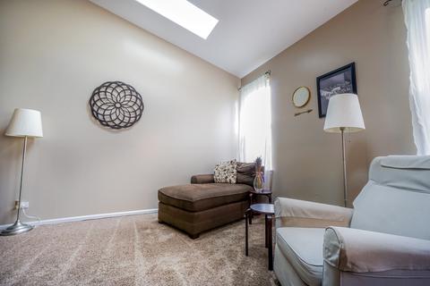 32509 Millstone Cir, Lakemoor, IL 60051 photo 4