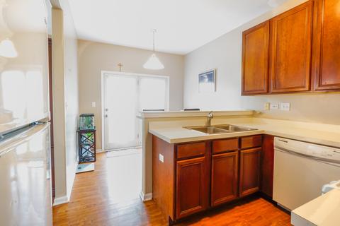 32509 Millstone Cir, Lakemoor, IL 60051 photo 11