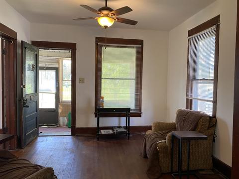 207 E 1st St, Genoa, IL 60135 photo 3