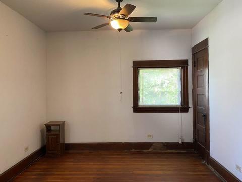 207 E 1st St, Genoa, IL 60135 photo 6