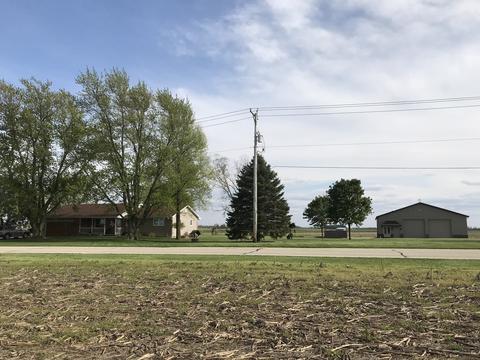 1424 W 2000s Rd, Kankakee, IL 60901 photo 1