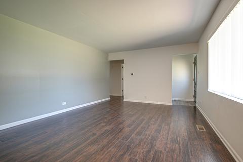 445 Aster Ln, Hoffman Estates, IL 60169 photo 6