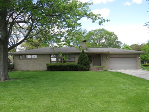 105 Parkview Dr, Forrest, IL 61741 photo 1
