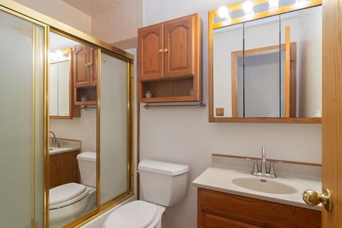 207 Yorkshire Pl #15A, Wheeling, IL 60090 photo 9