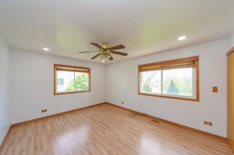 207 Yorkshire Pl #15A, Wheeling, IL 60090 photo 8