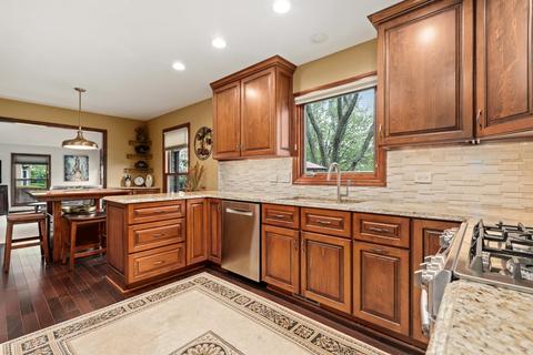 333 Bryan Dr, Cary, IL 60013 photo 16