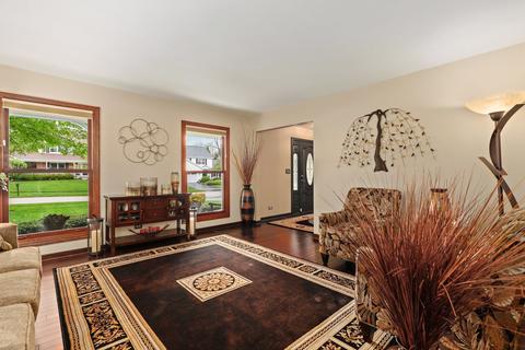 333 Bryan Dr, Cary, IL 60013 photo 8