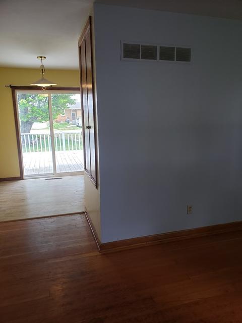 131 5th St, Mcnabb, IL 61335 photo 9