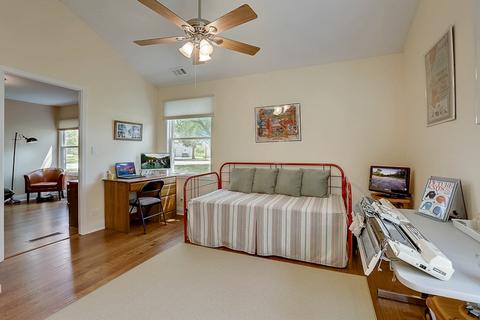 950 S Warrington Rd, Des Plaines, IL 60016 photo 12