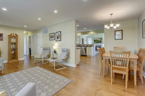 950 S Warrington Rd, Des Plaines, IL 60016 photo 3