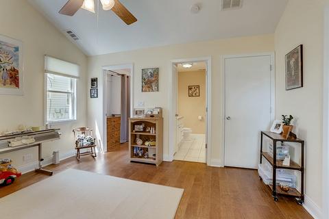 950 S Warrington Rd, Des Plaines, IL 60016 photo 14