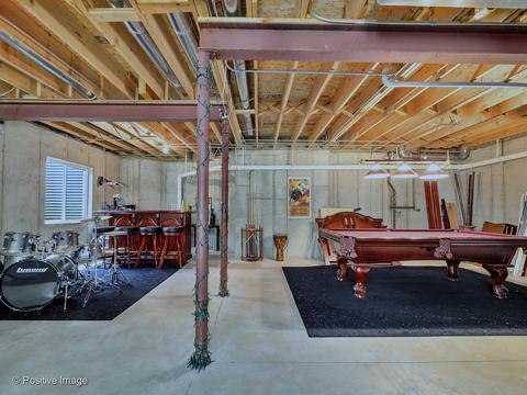 1464 Pleasant Dr, Bartlett, IL 60103 photo 19