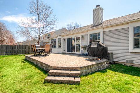 720 W Paddock Dr, Wheeling, IL 60090 photo 17