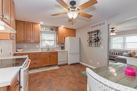 1211 Searle Dr, Normal, IL 61761 photo 6