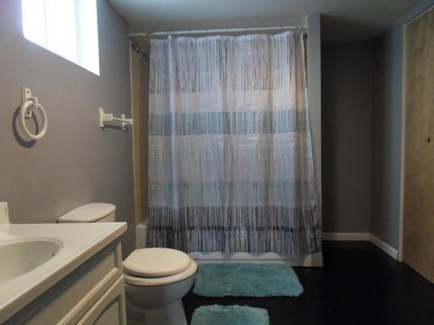 637 Bangs St, Aurora, IL 60505 photo 32