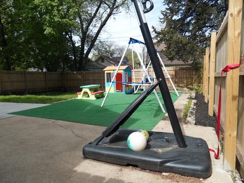 637 Bangs St, Aurora, IL 60505 photo 7