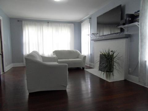 637 Bangs St, Aurora, IL 60505 photo 18