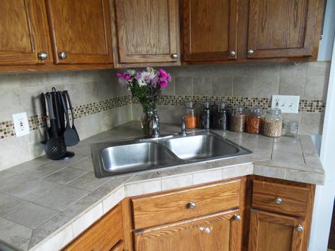 637 Bangs St, Aurora, IL 60505 photo 12