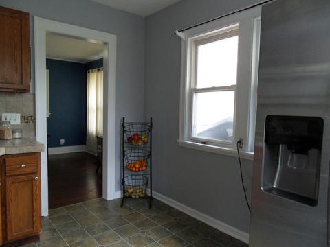 637 Bangs St, Aurora, IL 60505 photo 13