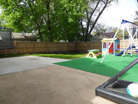637 Bangs St, Aurora, IL 60505 photo 6