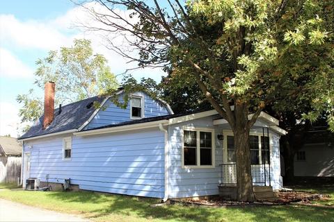203 S Madison St, Morrison, IL 61270 photo 2