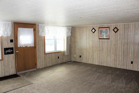 203 S Madison St, Morrison, IL 61270 photo 4