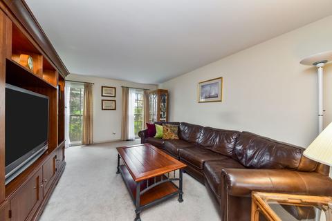628 Pershing Ave, Wheaton, IL 60189 photo 6