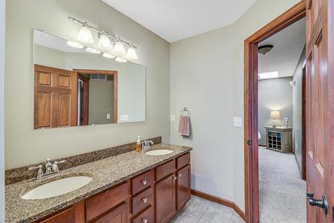 2301 Heather Ridge Dr, Normal, IL 61761 photo 34