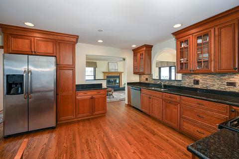 2229 Appleby Dr, Wheaton, IL 60189 photo 15