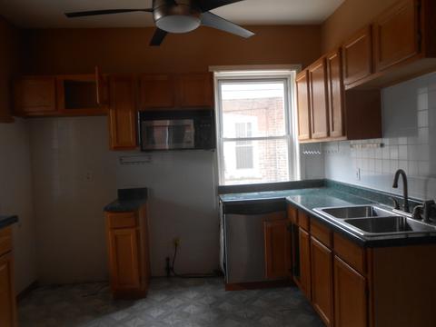 2051 E 72nd Pl, Chicago, IL 60649 photo 10