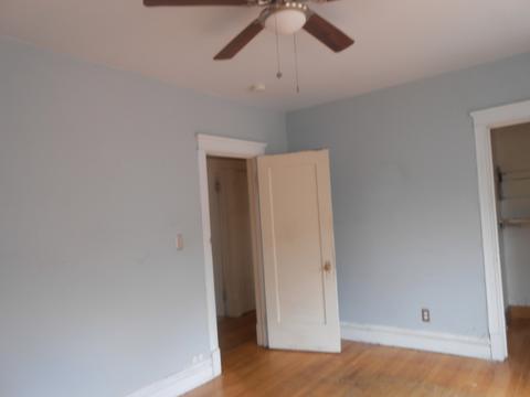 2051 E 72nd Pl, Chicago, IL 60649 photo 14