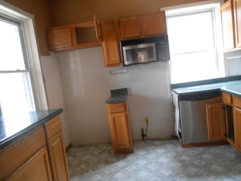 2051 E 72nd Pl, Chicago, IL 60649 photo 9