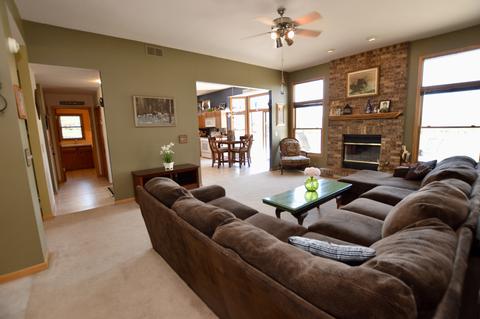 5403 Heather Ln, Johnsburg, IL 60051 photo 8