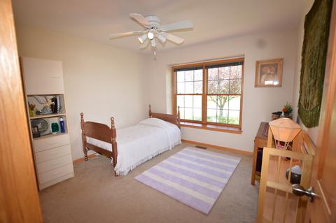 5403 Heather Ln, Johnsburg, IL 60051 photo 16
