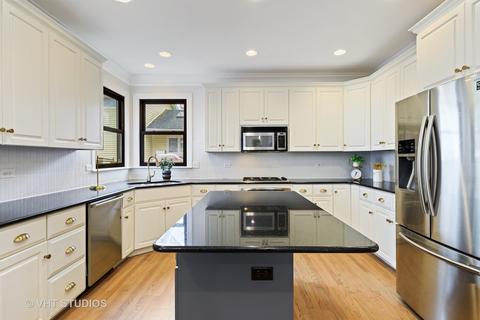 612 Pershing Ave, Wheaton, IL 60189 photo 6