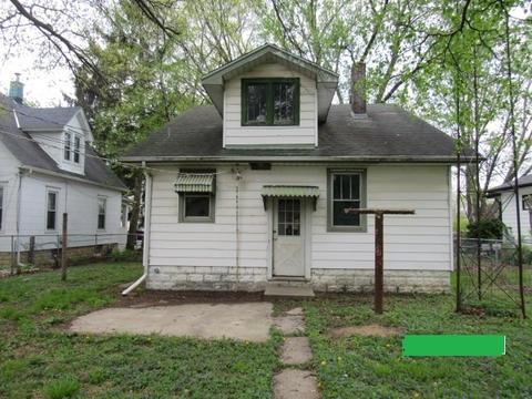 556 S Elm Ave, Kankakee, IL 60901 photo 3