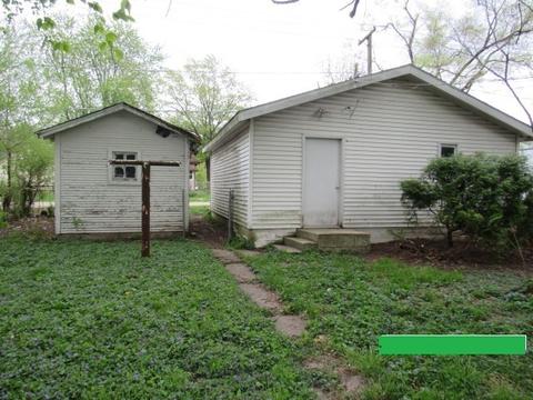 556 S Elm Ave, Kankakee, IL 60901 photo 4