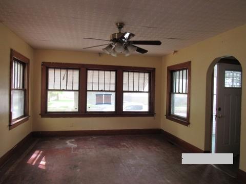 556 S Elm Ave, Kankakee, IL 60901 photo 8