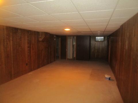 743 Algona Ave, Elgin, IL 60120 photo 19