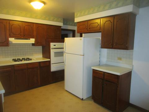 743 Algona Ave, Elgin, IL 60120 photo 4