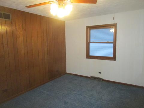 743 Algona Ave, Elgin, IL 60120 photo 8