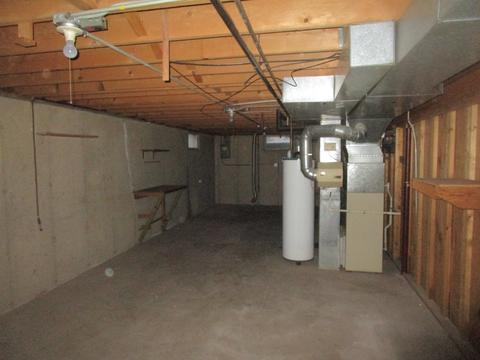 743 Algona Ave, Elgin, IL 60120 photo 21
